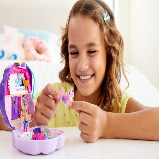 Polly Pocket Playset ‘Jumpin’ Style Pony’ Compact FFPLPP4958 on Sale