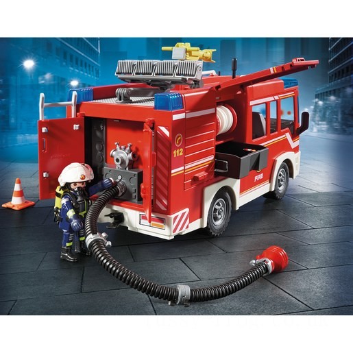 Playmobil 9464 City Action Fire Engine with Working Water Cannon FFPB5053 - Clearance Sale